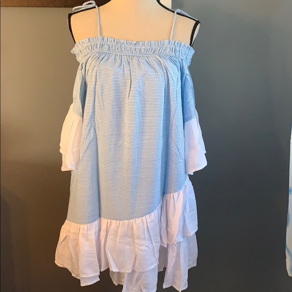 ❌DONATED❌Blue Stripe Off The Shoulders Oversized Flowy Ruffle Hem Dress - Picture 3 of 9